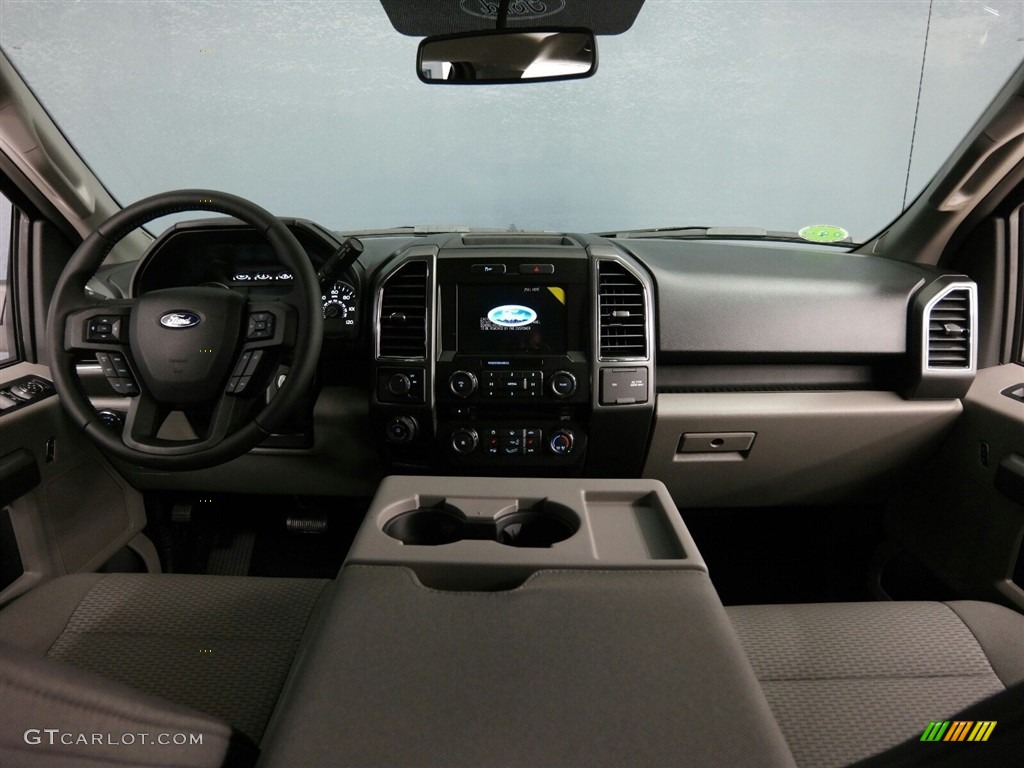 2017 F150 XLT SuperCrew - Ruby Red / Earth Gray photo #16