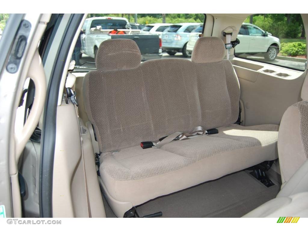 2002 Windstar LX - Light Parchment Gold Metallic / Medium Parchment Beige photo #11