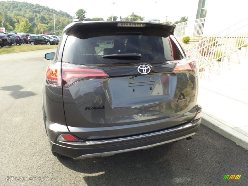 2018 RAV4 XLE AWD - Magnetic Gray Metallic / Black photo #7