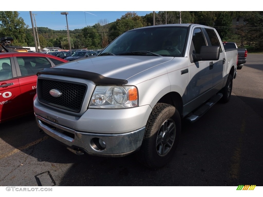 2006 F150 XLT SuperCrew 4x4 - Silver Metallic / Medium/Dark Flint photo #3