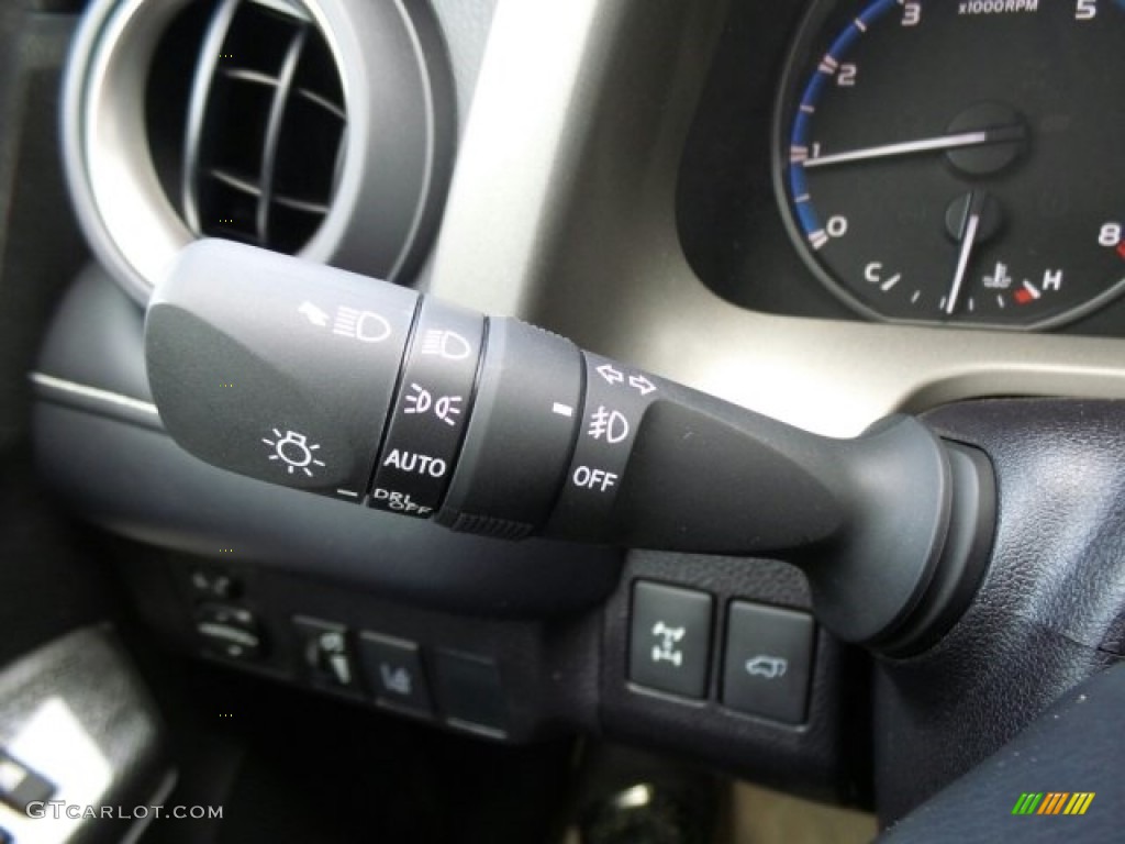 2018 RAV4 XLE AWD - Magnetic Gray Metallic / Black photo #28