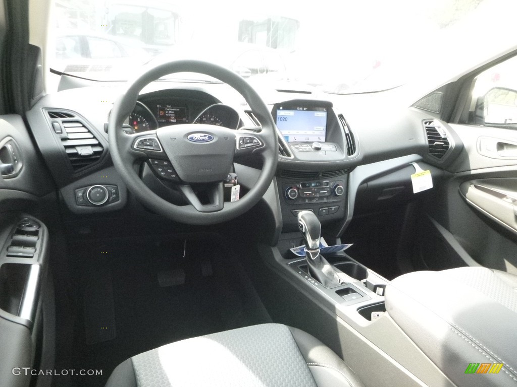 2018 Escape SE 4WD - White Gold / Charcoal Black photo #9