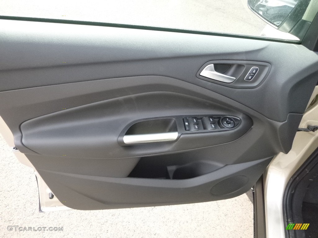 2018 Escape SE 4WD - White Gold / Charcoal Black photo #10