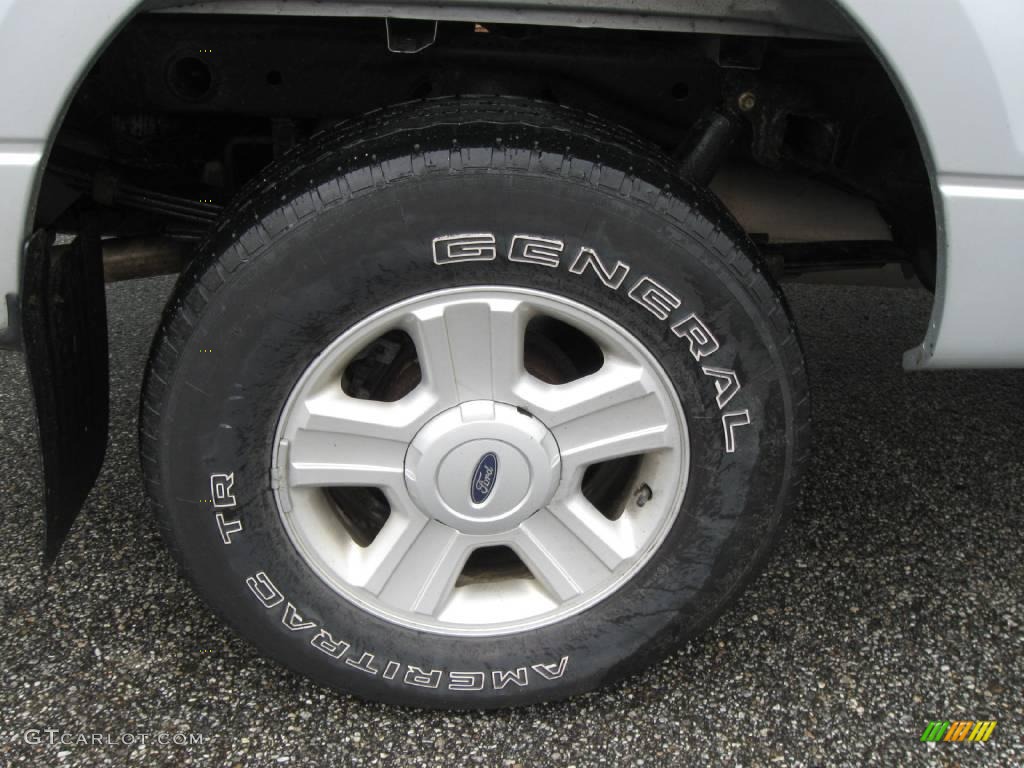 2005 F150 STX SuperCab 4x4 - Silver Metallic / Medium Flint Grey photo #5