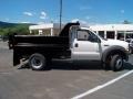 2005 Oxford White Ford F450 Super Duty XL Regular Cab 4x4 Chassis Dump Truck  photo #4