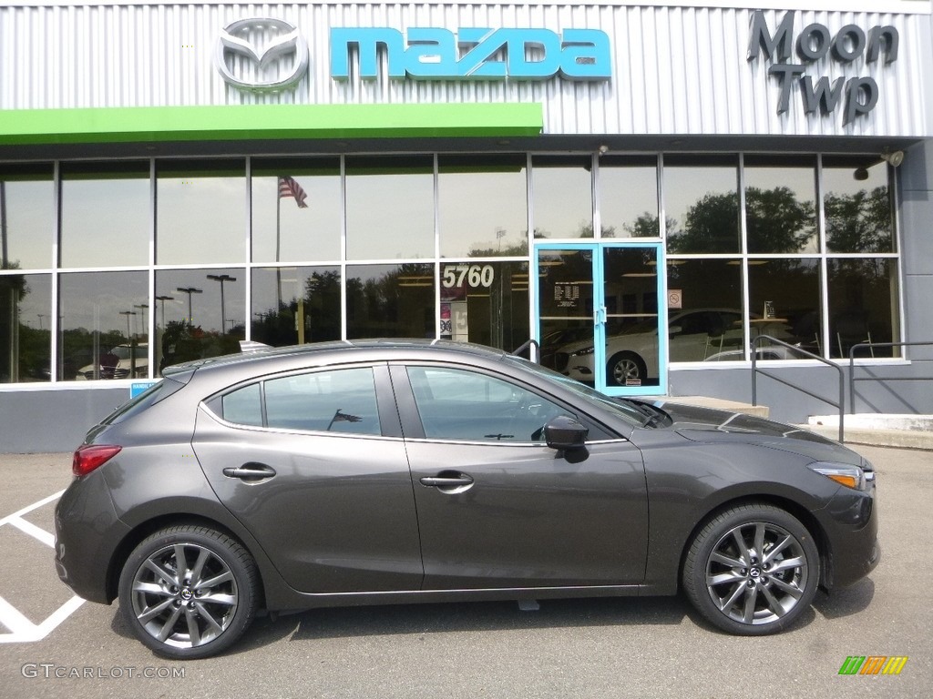 Machine Gray Metallic Mazda MAZDA3