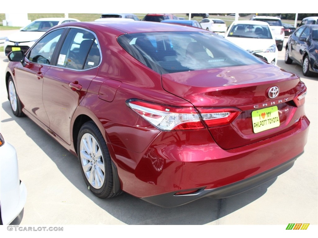 2018 Camry LE - Ruby Flare Pearl / Black photo #5