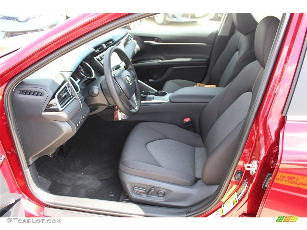 2018 Camry LE - Ruby Flare Pearl / Black photo #9