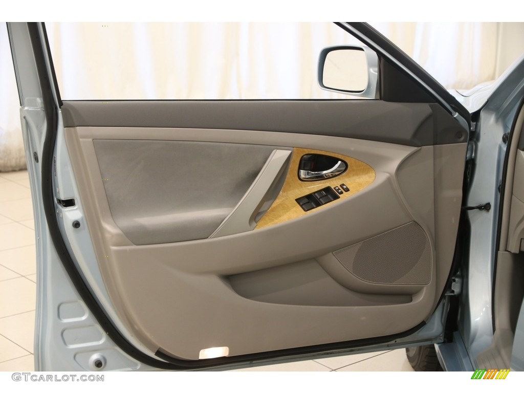2007 Camry XLE - Sky Blue Pearl / Ash photo #4