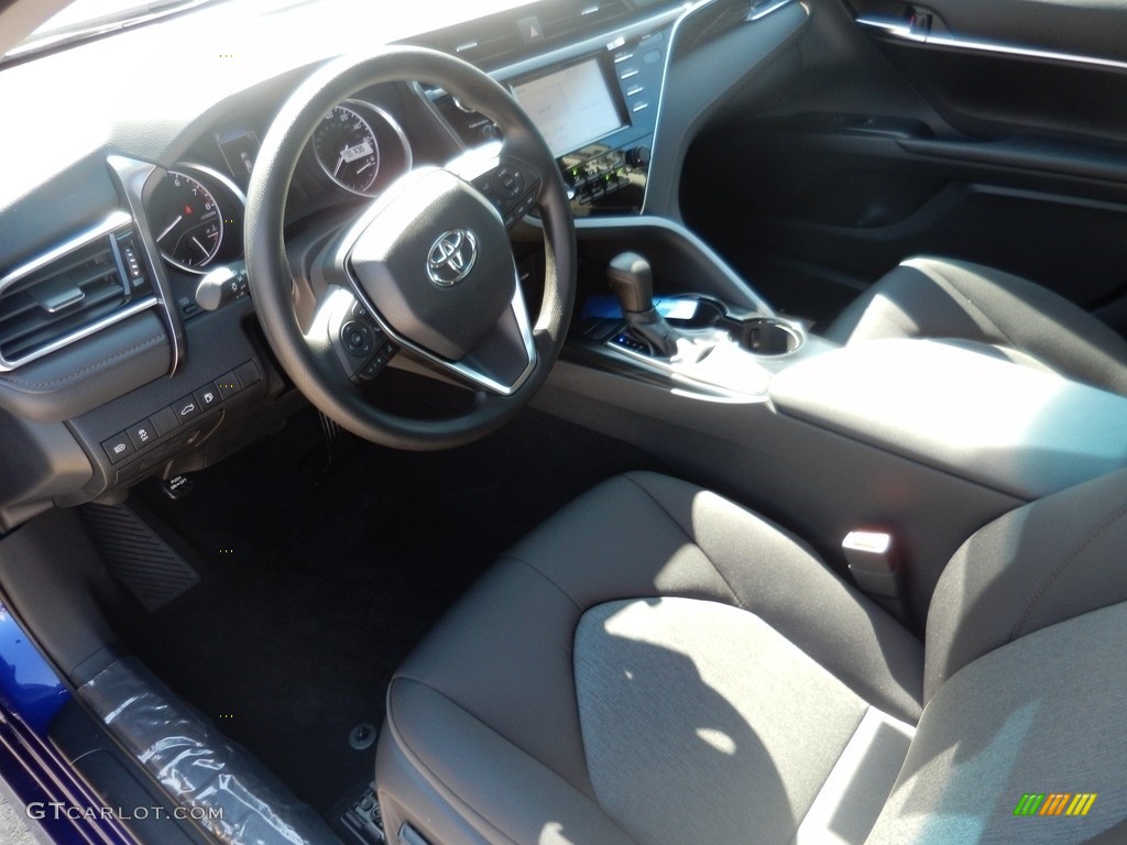 2018 Camry LE - Blue Crush Metallic / Black photo #3