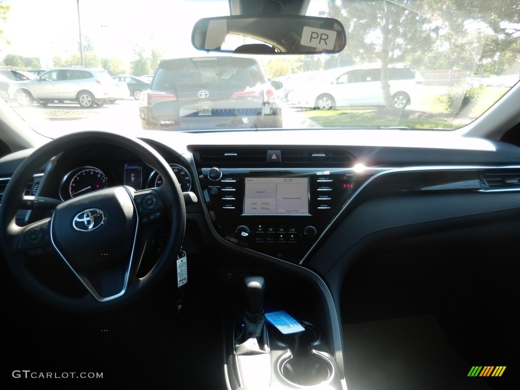 2018 Camry LE - Blue Crush Metallic / Black photo #5