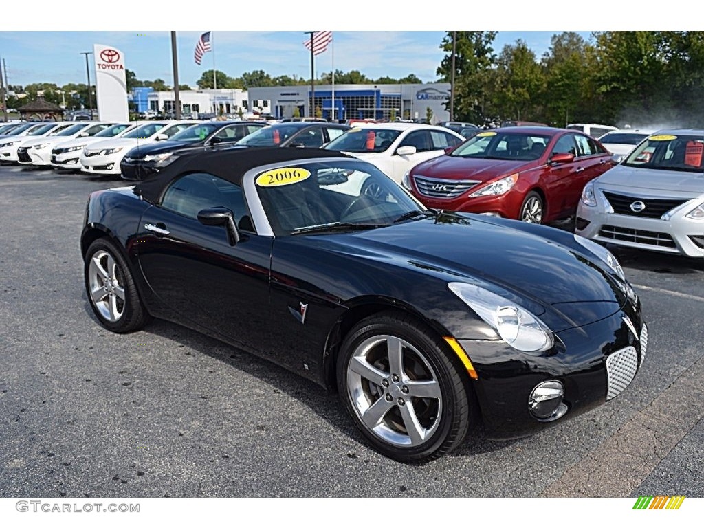 2006 Mysterious Black Pontiac Solstice Roadster 122957361