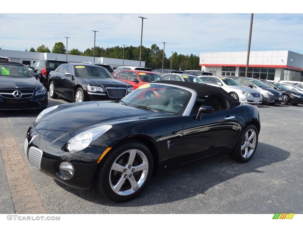 2006 Solstice Roadster - Mysterious Black / Ebony photo #7