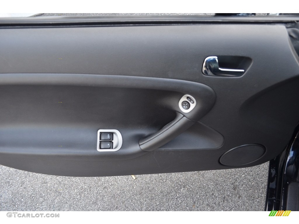 2006 Solstice Roadster - Mysterious Black / Ebony photo #8