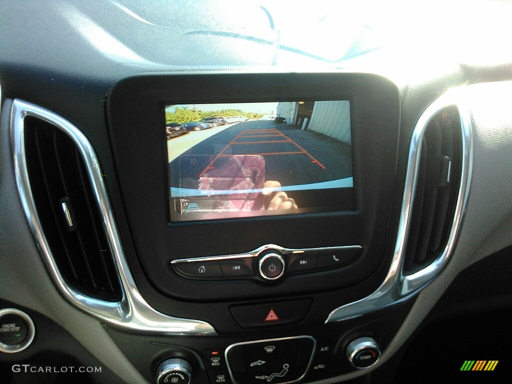 2018 Equinox LS - Summit White / Medium Ash Gray photo #12