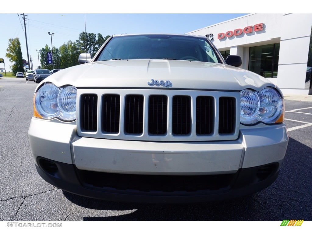 2009 Grand Cherokee Laredo - Light Graystone Pearl / Medium Khaki/Dark Khaki photo #2