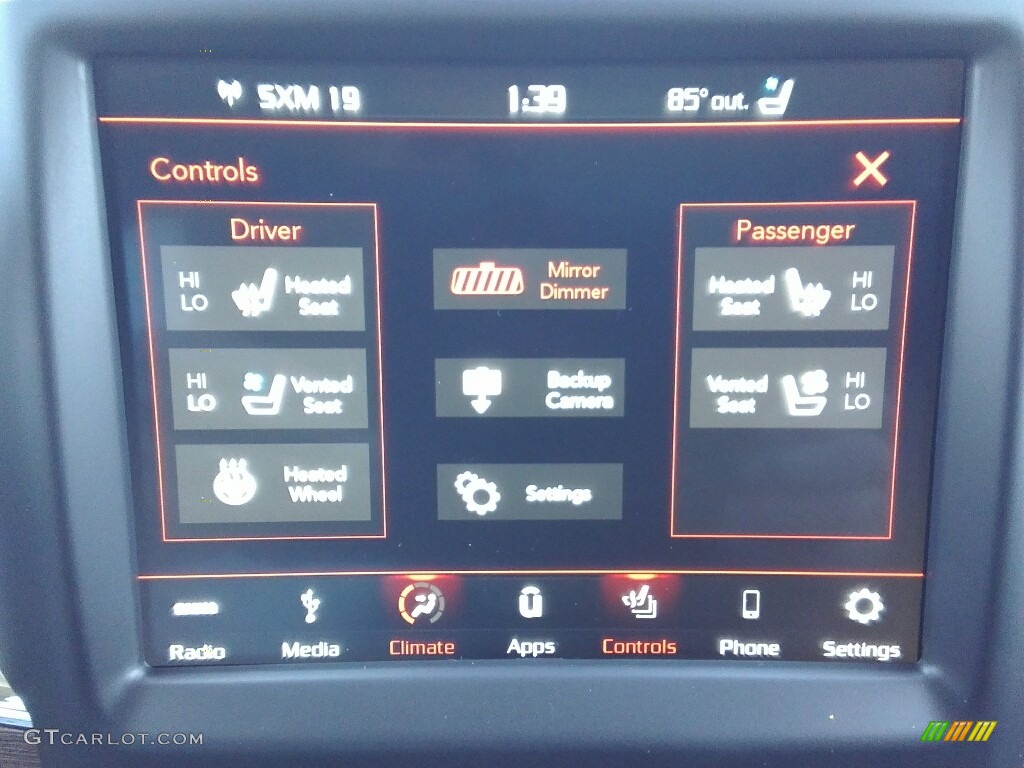 2018 Ram 3500 Laramie Mega Cab 4x4 Controls Photo #122975370