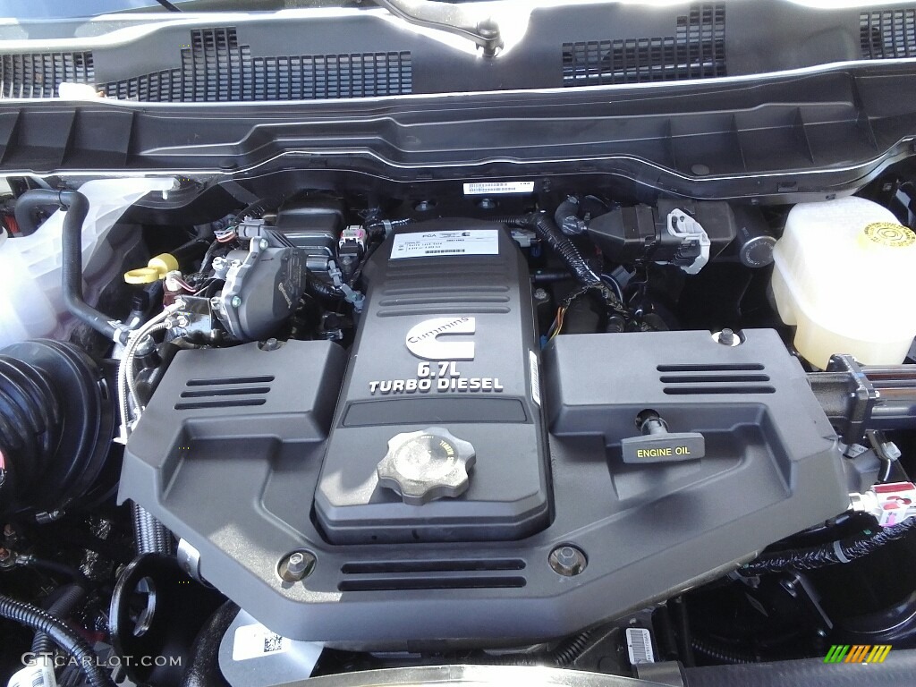 2018 Ram 3500 Laramie Mega Cab 4x4 6.7 Liter OHV 24-Valve Cummins Turbo-Diesel Inline 6 Cylinder Engine Photo #122975670