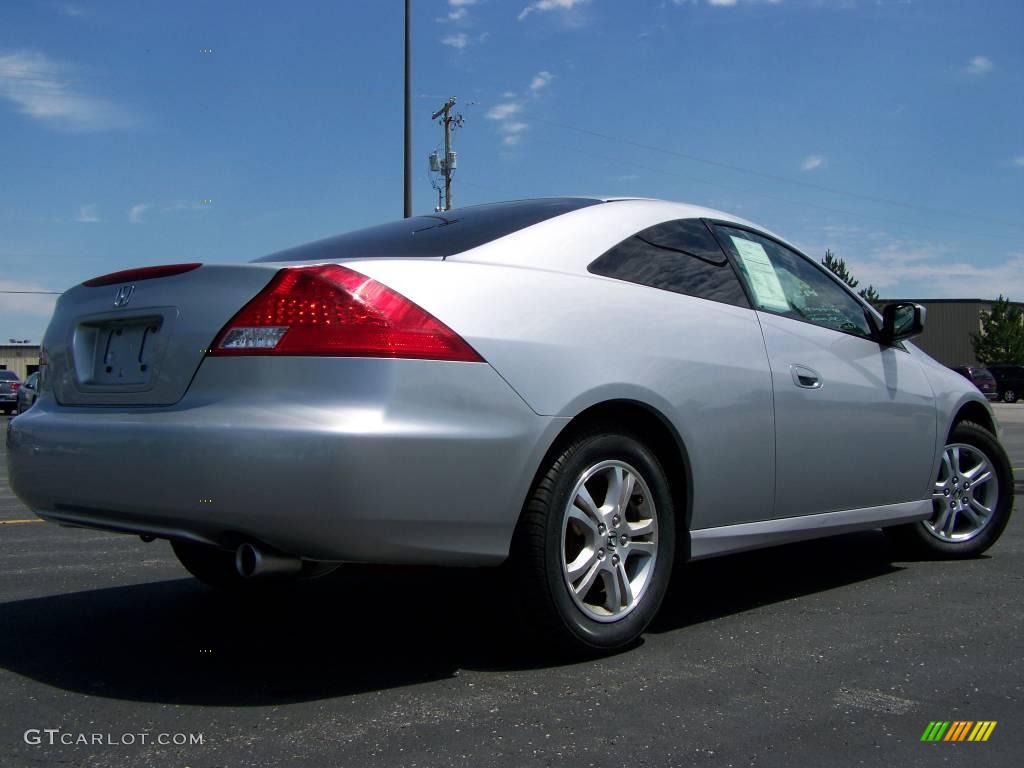 2006 Accord LX Coupe - Alabaster Silver Metallic / Gray photo #7