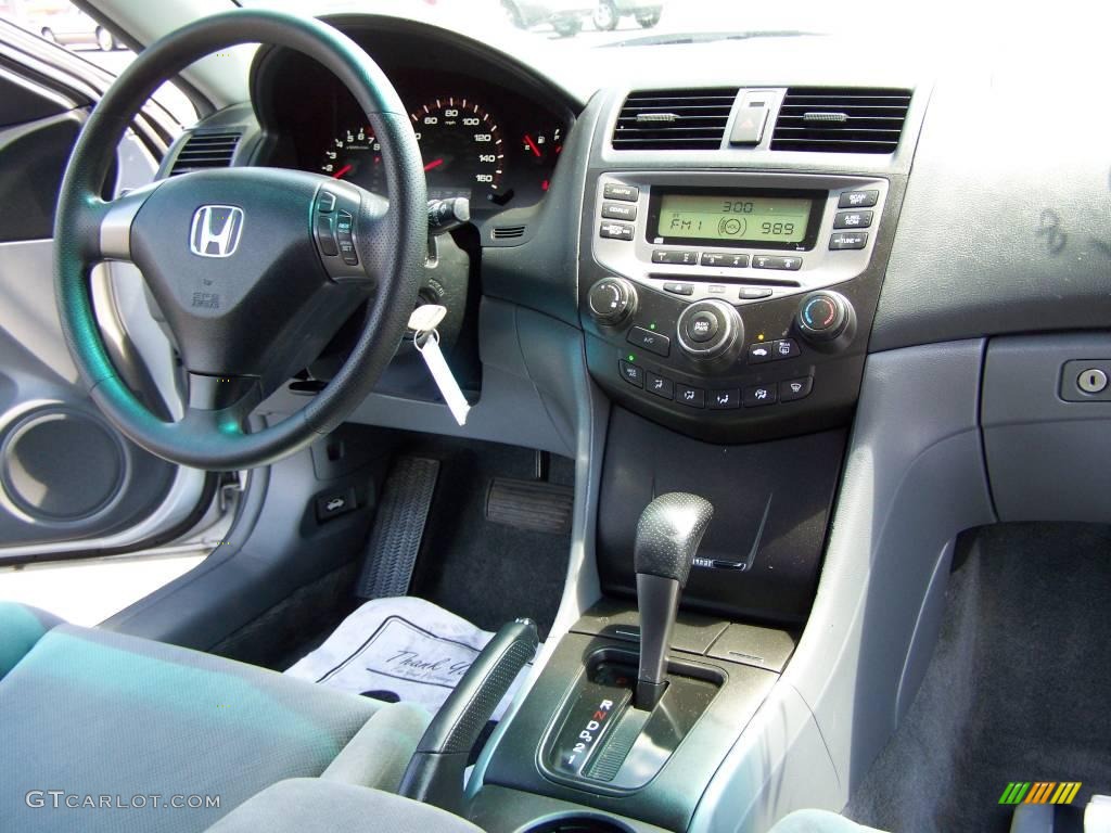 2006 Accord LX Coupe - Alabaster Silver Metallic / Gray photo #12