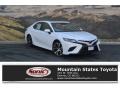 2018 Super White Toyota Camry SE  photo #1