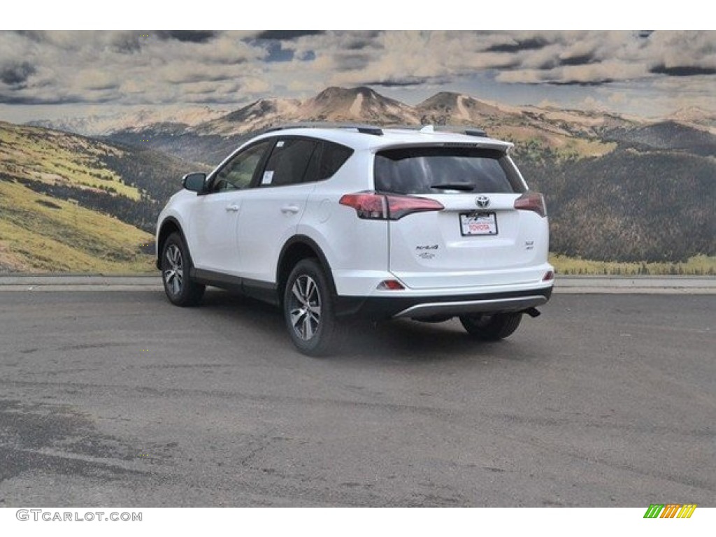 2018 RAV4 XLE AWD - Super White / Ash photo #3
