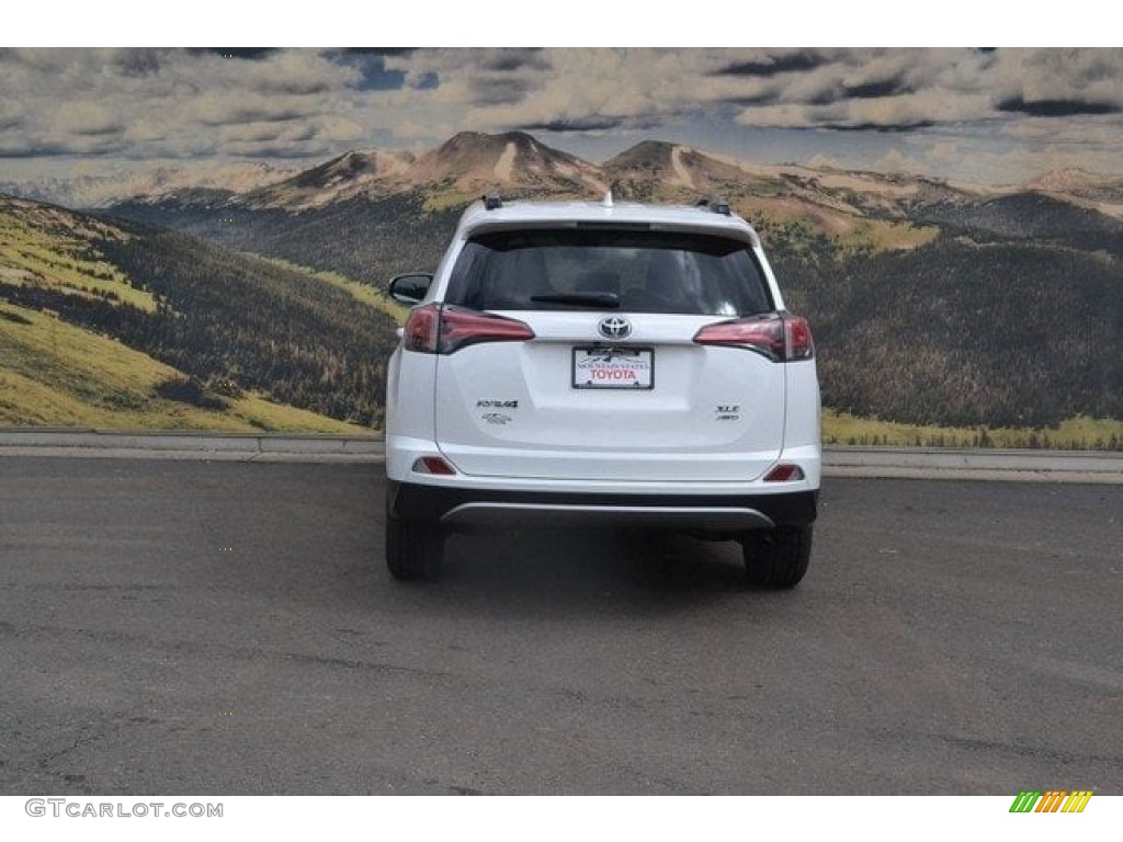 2018 RAV4 XLE AWD - Super White / Ash photo #4