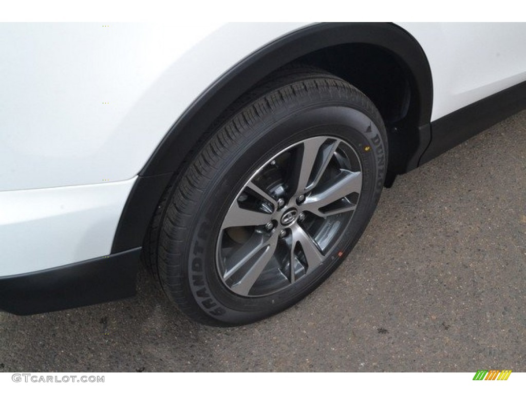 2018 RAV4 XLE AWD - Super White / Ash photo #9