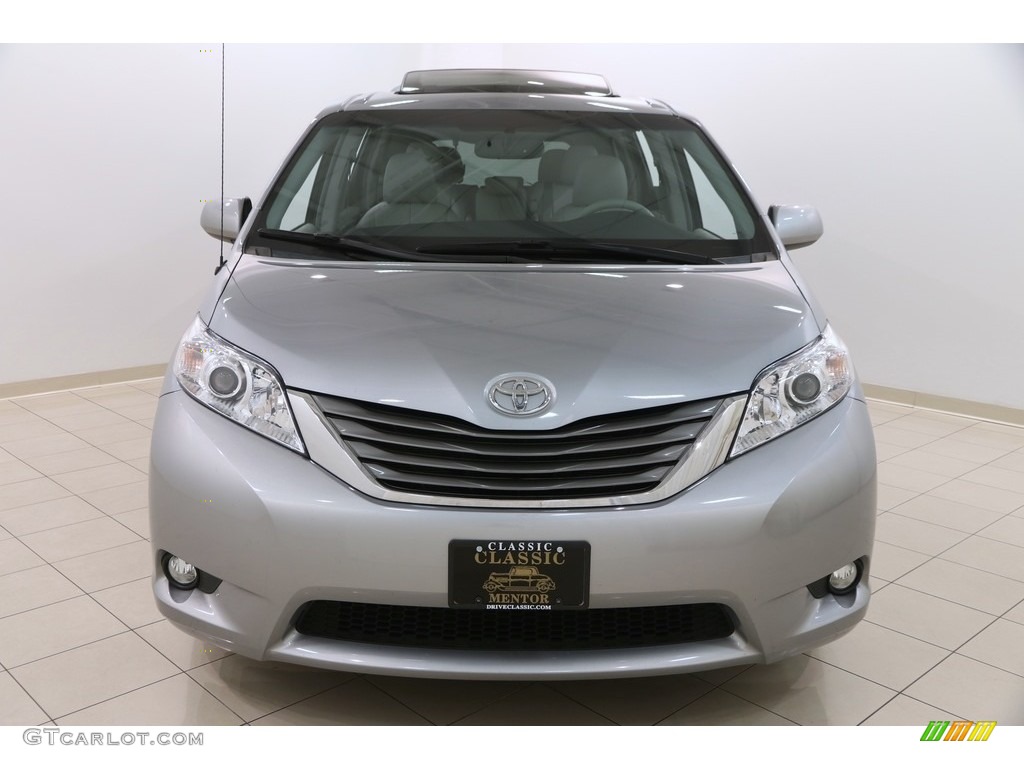 2014 Sienna XLE - Silver Sky Metallic / Light Gray photo #2