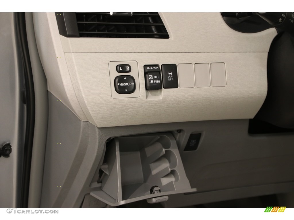 2014 Sienna XLE - Silver Sky Metallic / Light Gray photo #5