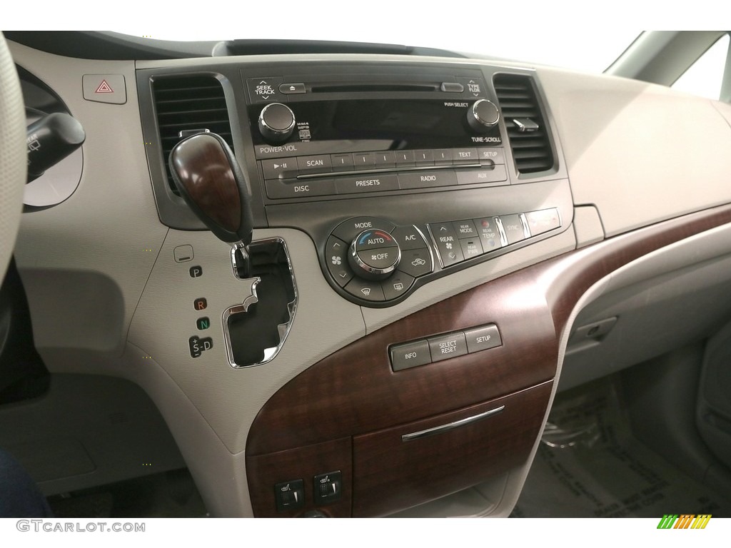 2014 Sienna XLE - Silver Sky Metallic / Light Gray photo #9