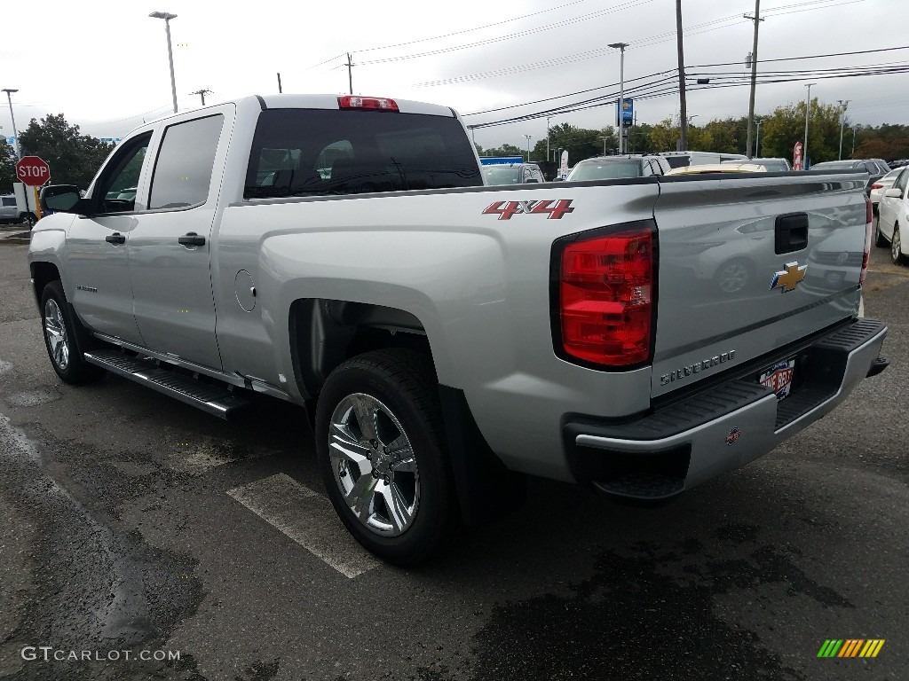 2018 Silverado 1500 Custom Crew Cab 4x4 - Silver Ice Metallic / Dark Ash/Jet Black photo #4