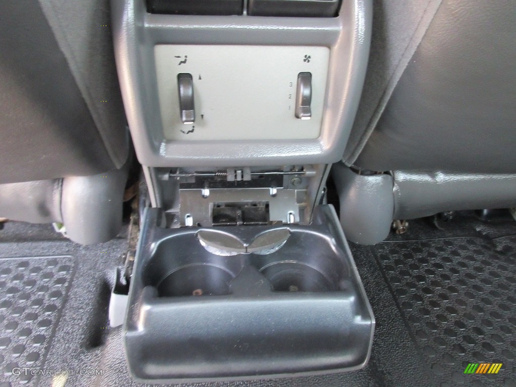 2005 Explorer Sport Trac XLT 4x4 - Silver Birch Metallic / Medium Dark Flint photo #19