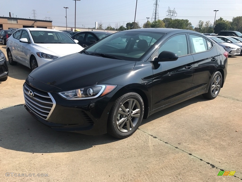 Phantom Black Hyundai Elantra