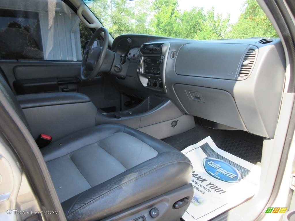 2005 Explorer Sport Trac XLT 4x4 - Silver Birch Metallic / Medium Dark Flint photo #25