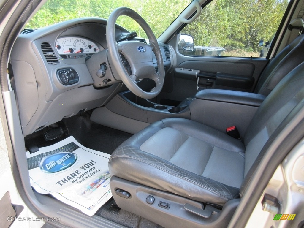 2005 Explorer Sport Trac XLT 4x4 - Silver Birch Metallic / Medium Dark Flint photo #31