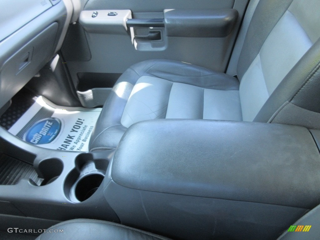 2005 Explorer Sport Trac XLT 4x4 - Silver Birch Metallic / Medium Dark Flint photo #35