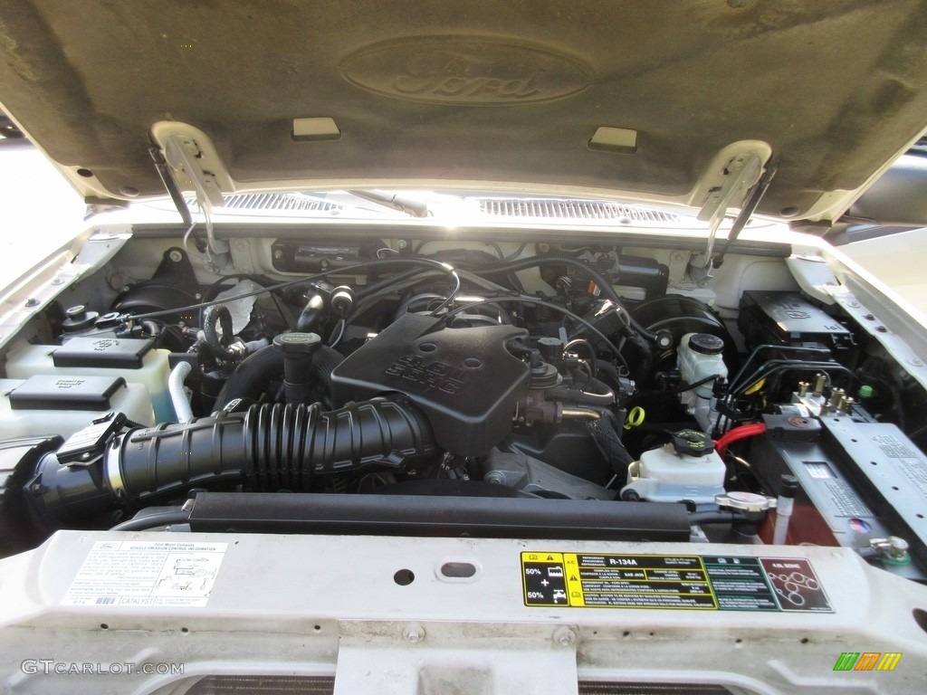 2005 Explorer Sport Trac XLT 4x4 - Silver Birch Metallic / Medium Dark Flint photo #54