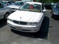 2003 White Onyx Jaguar X-Type 2.5  photo #2