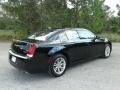 Gloss Black - 300 Touring Photo No. 5