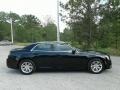 Gloss Black - 300 Touring Photo No. 6