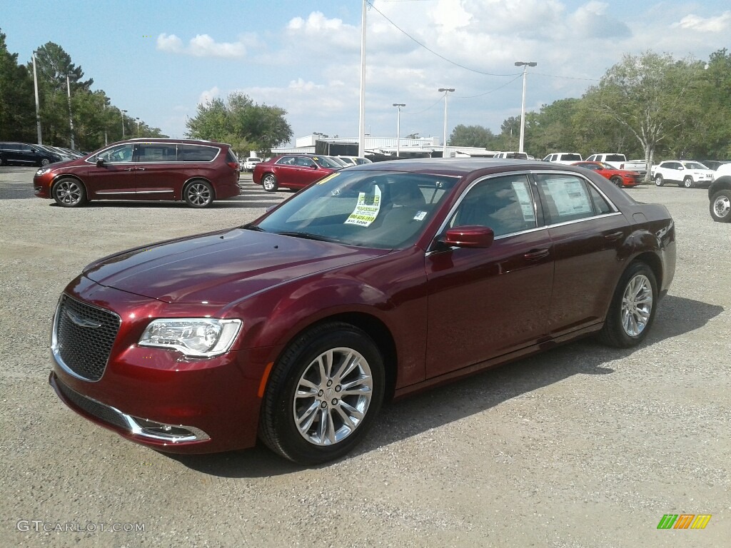 Velvet Red Pearl Chrysler 300