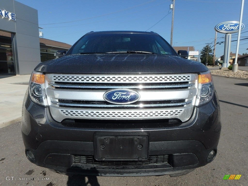 2015 Explorer XLT 4WD - Magnetic / Charcoal Black photo #2