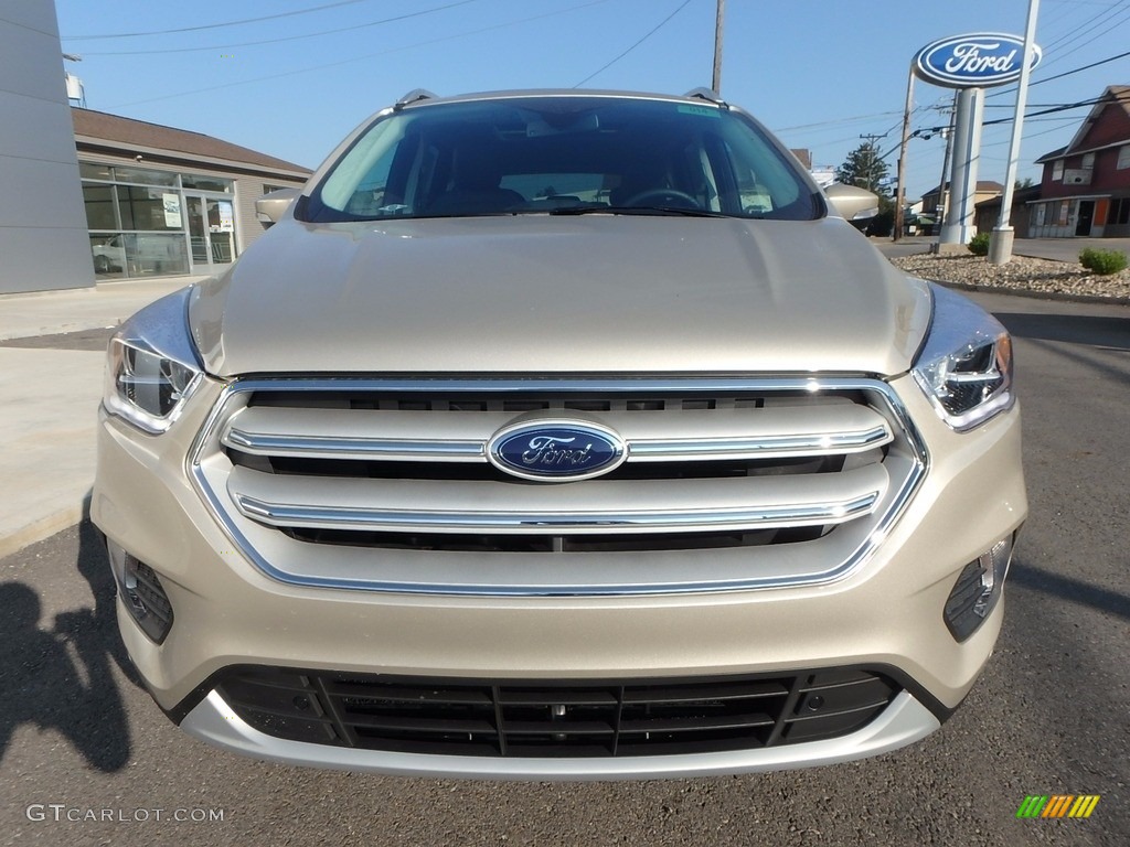 2018 Escape Titanium 4WD - White Gold / Charcoal Black photo #2