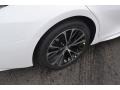 Super White - Camry SE Photo No. 9