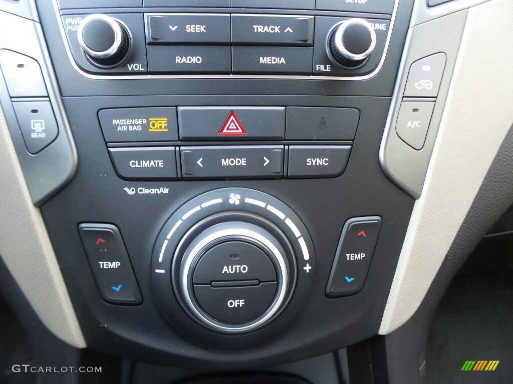 2018 Hyundai Santa Fe Sport 2.0T AWD Controls Photo #122998344