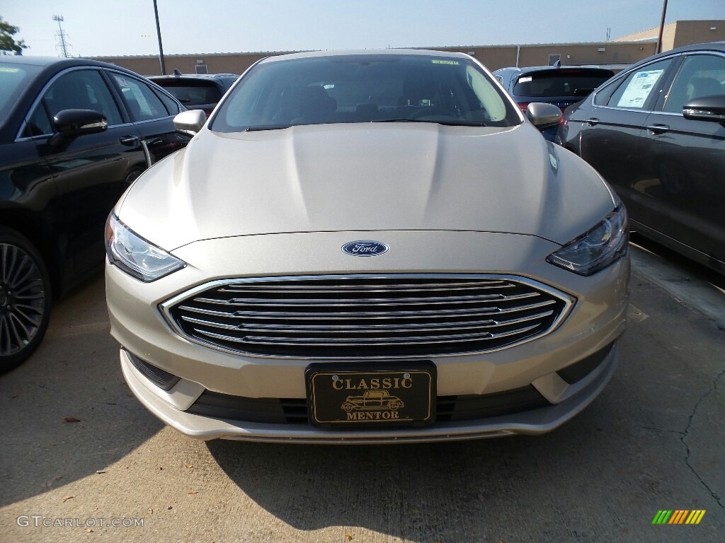 2018 Fusion Hybrid SE - White Gold / Ebony photo #3