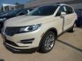 Ivory Pearl 2018 Lincoln MKC Select Exterior