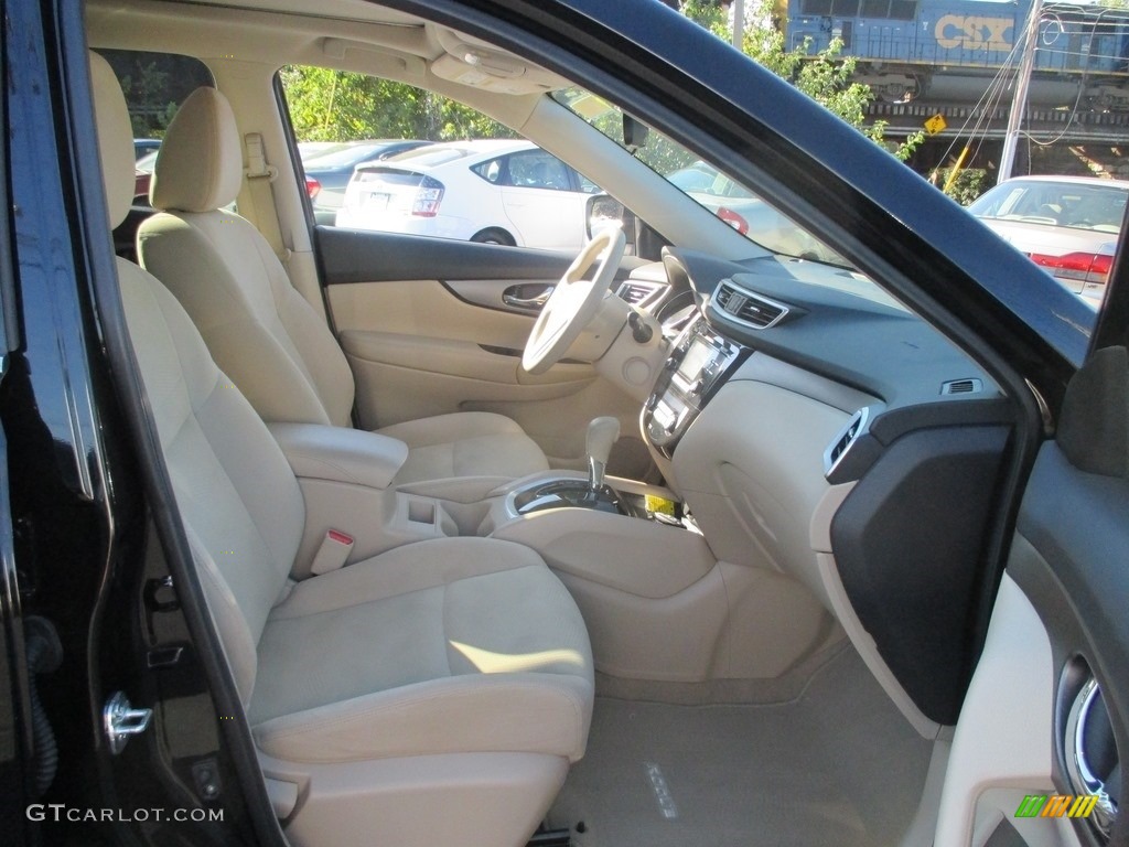 2015 Rogue SV AWD - Super Black / Almond photo #17