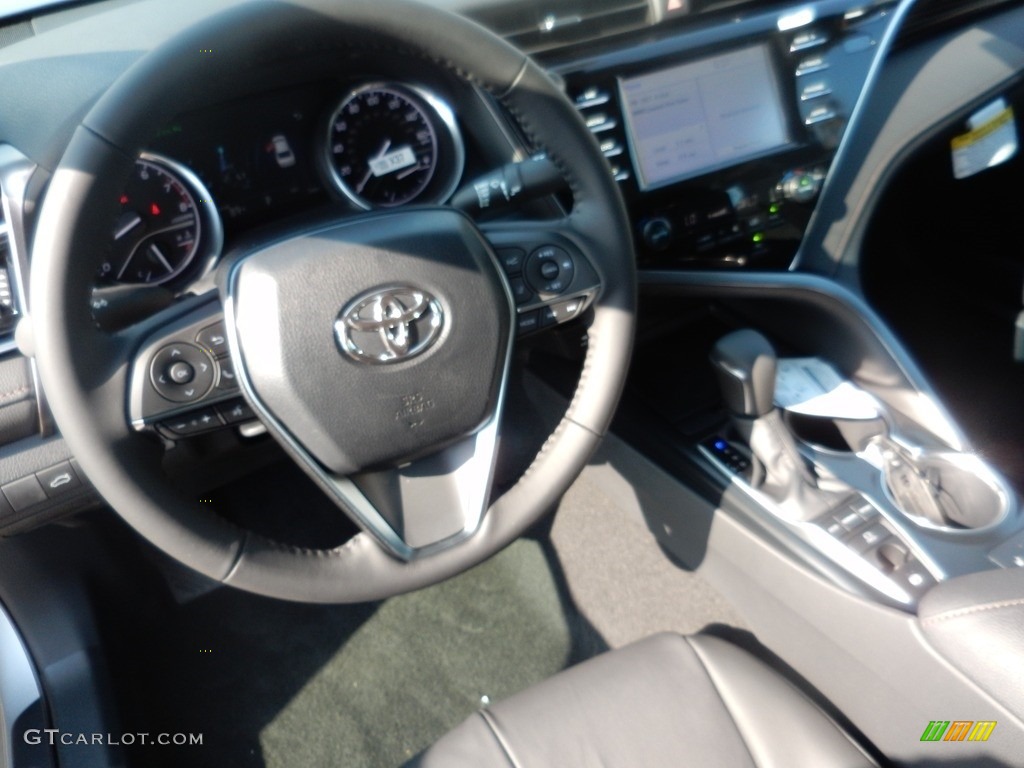 2018 Camry XLE - Celestial Silver Metallic / Black photo #4